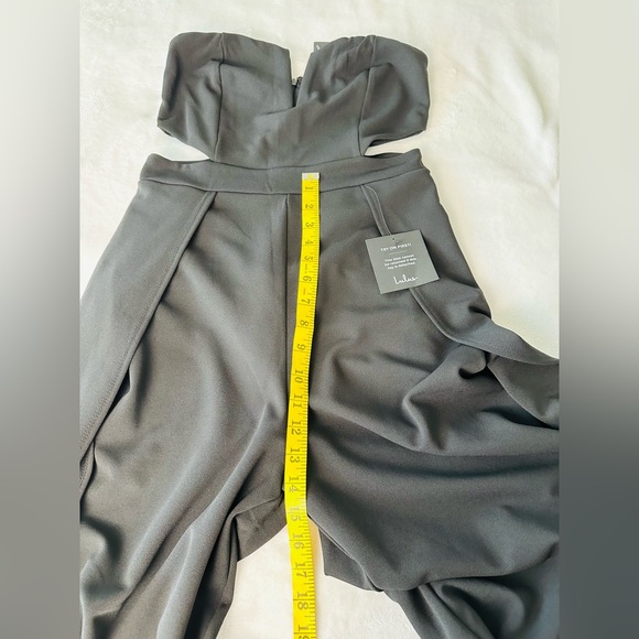 Lulu's Black Strapless Cutout Wide Leg Jumpsuit Size Medium - Picture 9 of 14